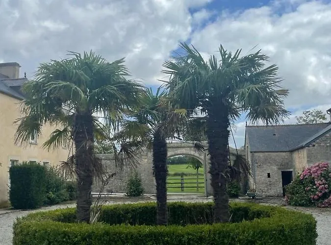 Le Clos Du Bas Courtil Omaha