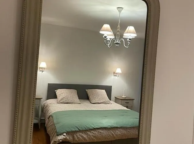 Le Clos Du Bas Courtil Omaha 3*